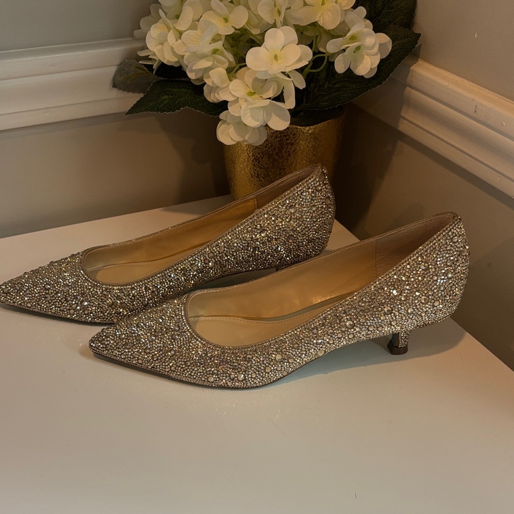 Betsy Johnson Gold Sparkle Scout kitten heels